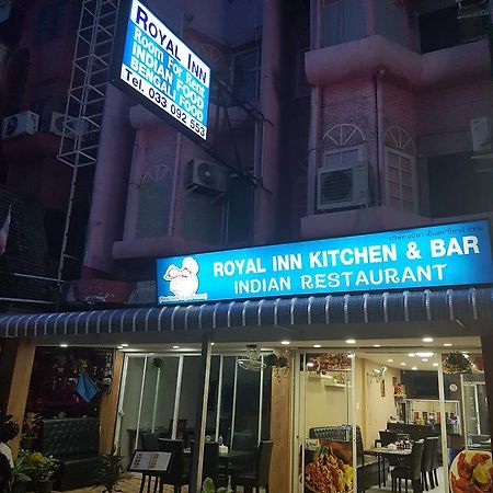 Royal Inn Kitchen And Bar Pattaya ภายนอก รูปภาพ