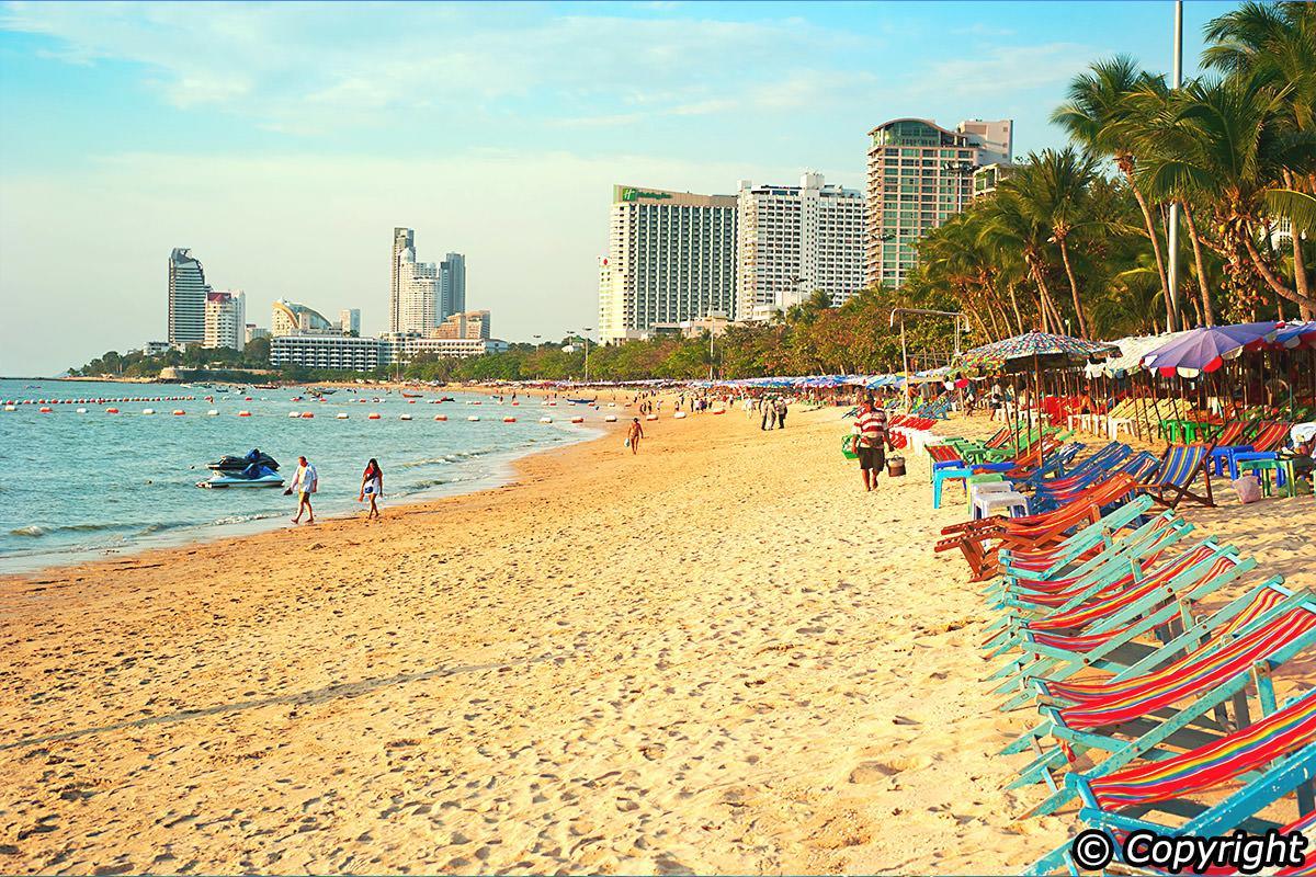 Royal Inn Kitchen And Bar Pattaya ภายนอก รูปภาพ